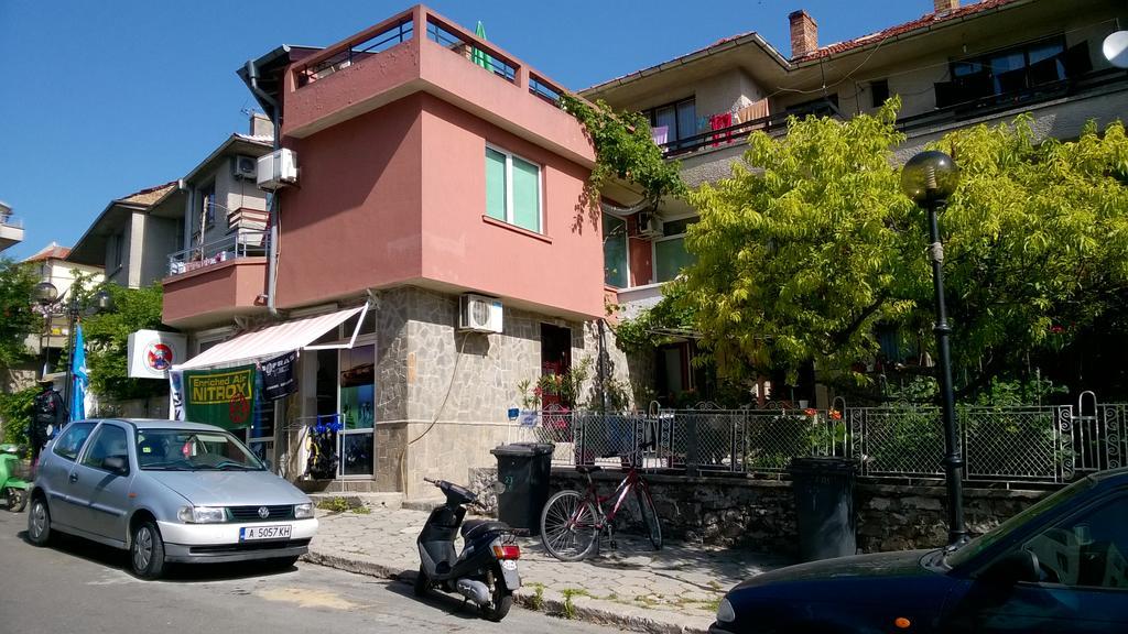 Summer Sz Guest House سوزوبول المظهر الخارجي الصورة