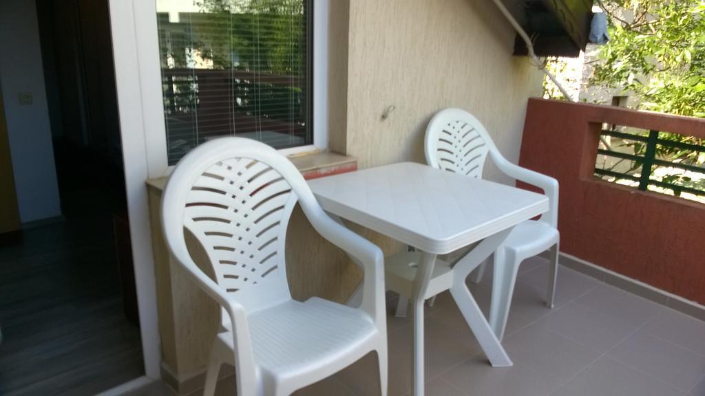 Summer Sz Guest House سوزوبول المظهر الخارجي الصورة